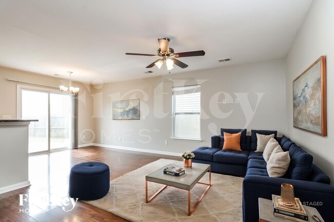 Photo - 156 Coosawatchie St