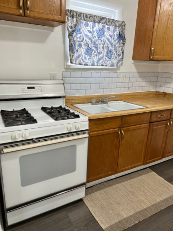 Photo - 1356 4th Ave