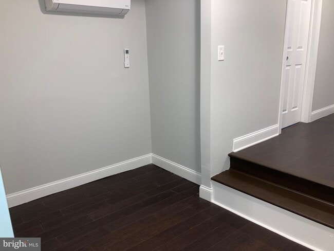 Photo - 2225 W Thompson St Unidad B