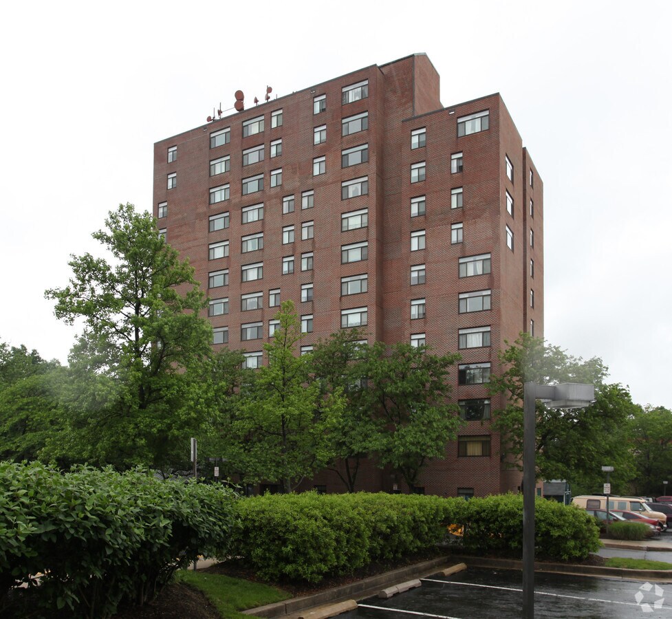 Photo - Claiborne Place Apartments