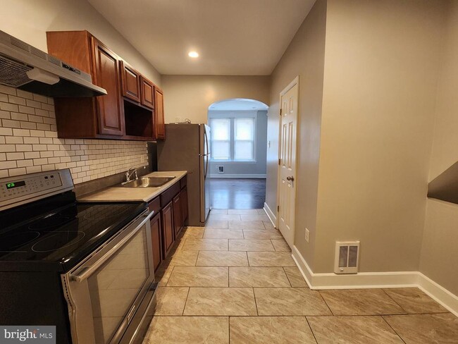 Photo - 3114 W Gordon St