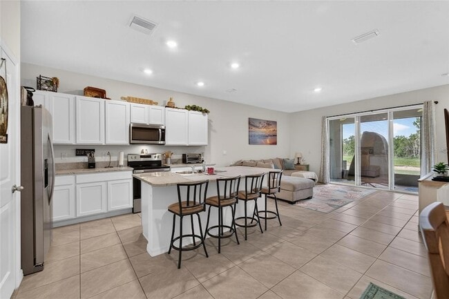 Photo - 33046 Major Oak Dr