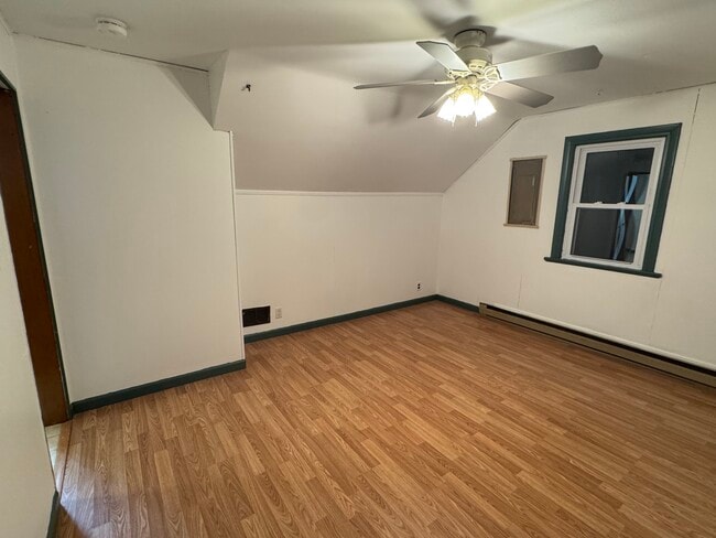 Photo - 165 Sand Creek Rd