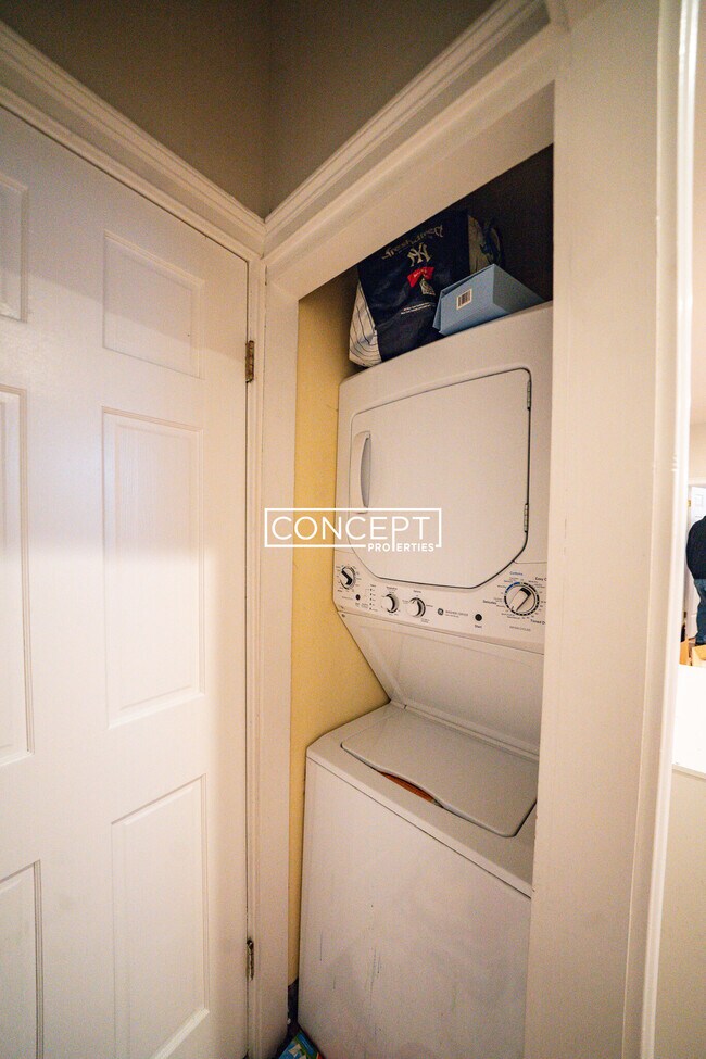 Photo - 719 Parker St Unit 2