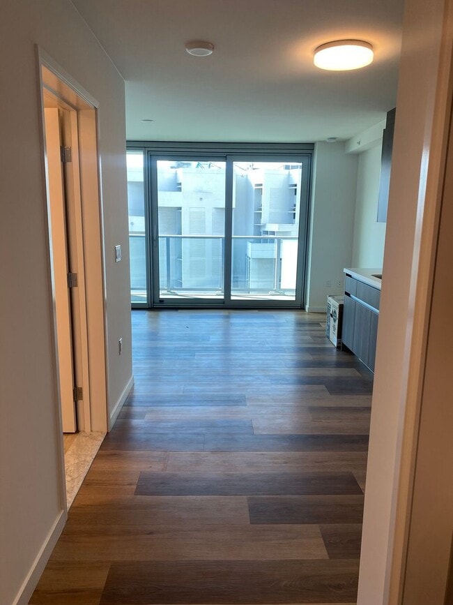 Photo - The Park Of Keeaumoku- Newly open condo, S... Unit 1210R