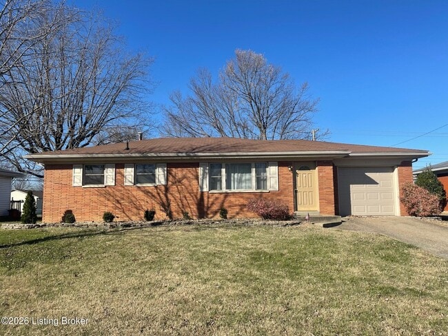 Building Photo - 631 Parkwood Dr