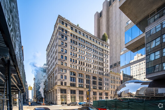 Photo - 241 Church St