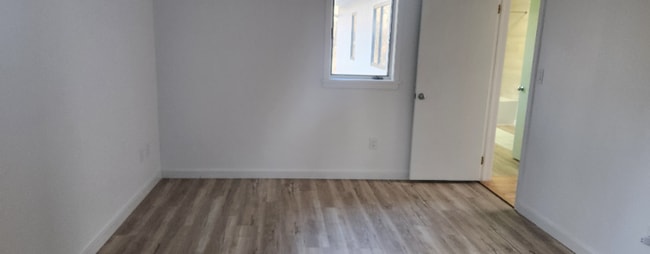 Photo - 41 Breeds Hill Pl