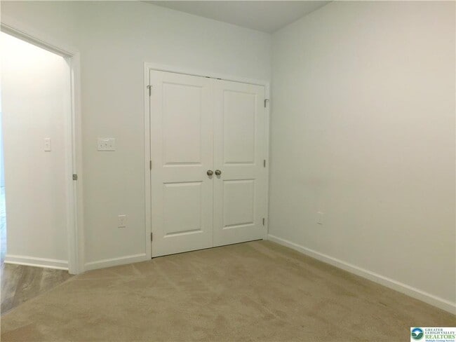 Photo - 2321 Linford St Unidad 102