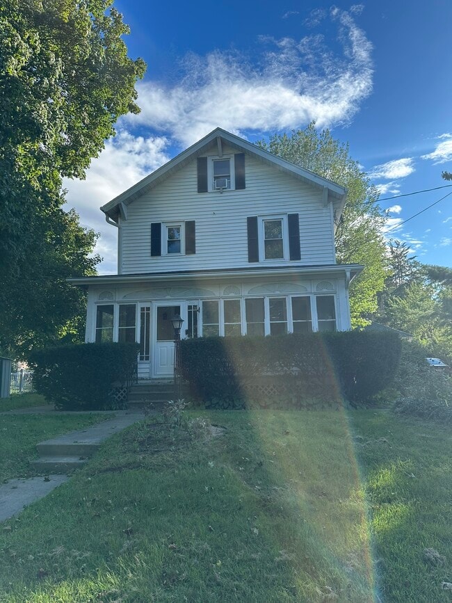 126 Berkshire Blvd