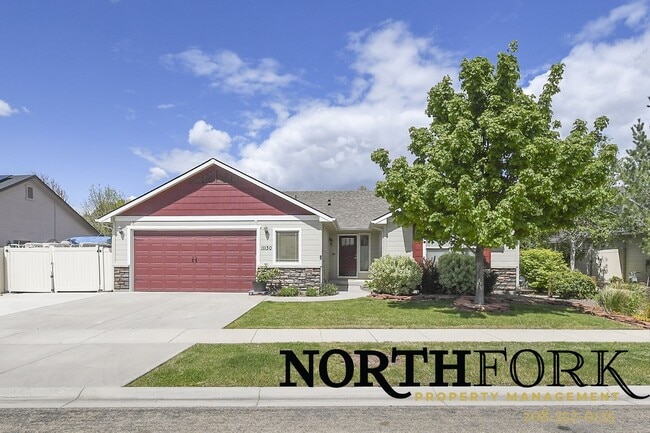 Building Photo - Superb Star Home With Move-in Credit opportunity - HOME IS NOT FURNISHED