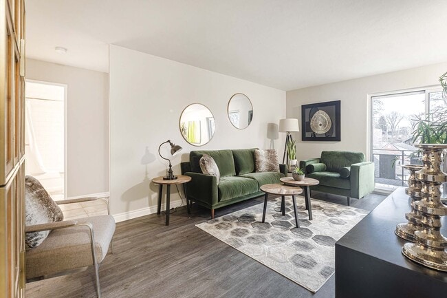 Building Photo - The Winston