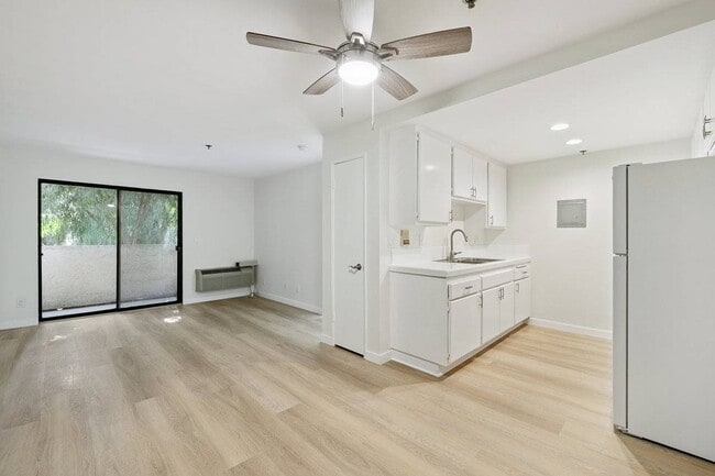 Building Photo - 1850 Williams St Unit 108