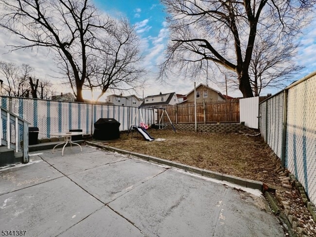 Photo - 317 N 8th St