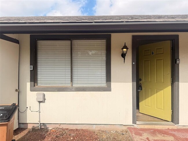 Photo - 2607 Ektom Dr Unit B