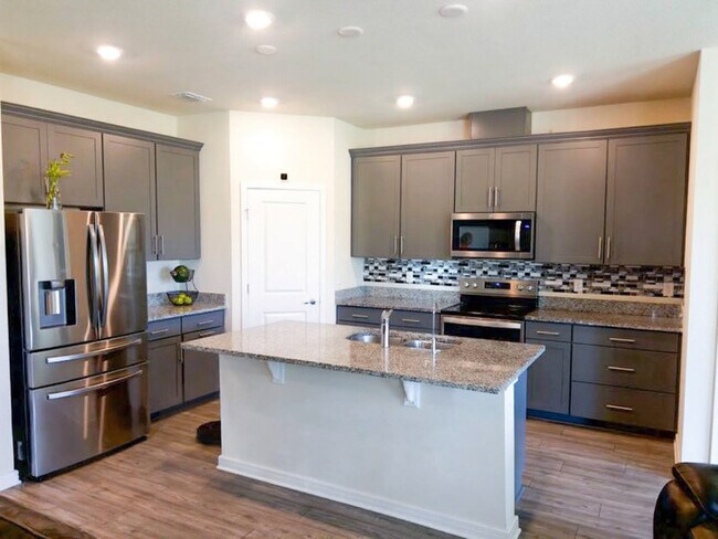 Building Photo - 3025 Green Park Dr Rental