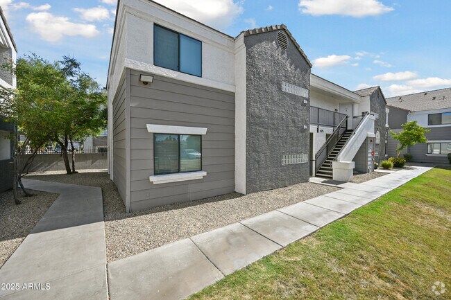 Building Photo - 3065 N 67th Ave Unit 204 Rental