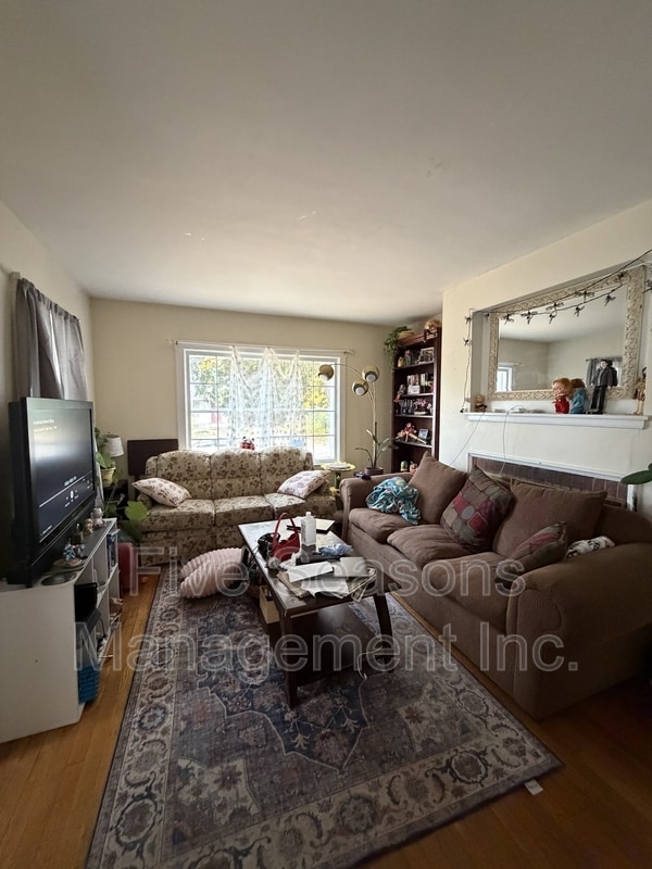 Photo - 59 University Terrace