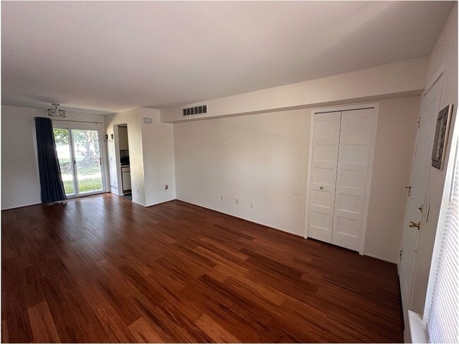 Photo - 1642 Emerson Cir
