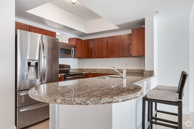Building Photo - 7270 SW 89th St Unit # C403 Rental