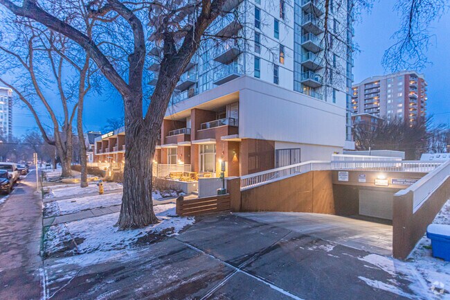 01/2024 Covered Parking - The Hendrix