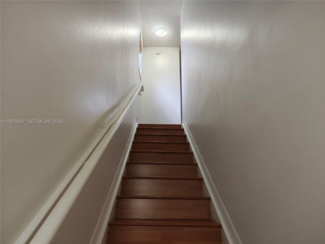 Photo - 2409 Centergate Dr Unit 201