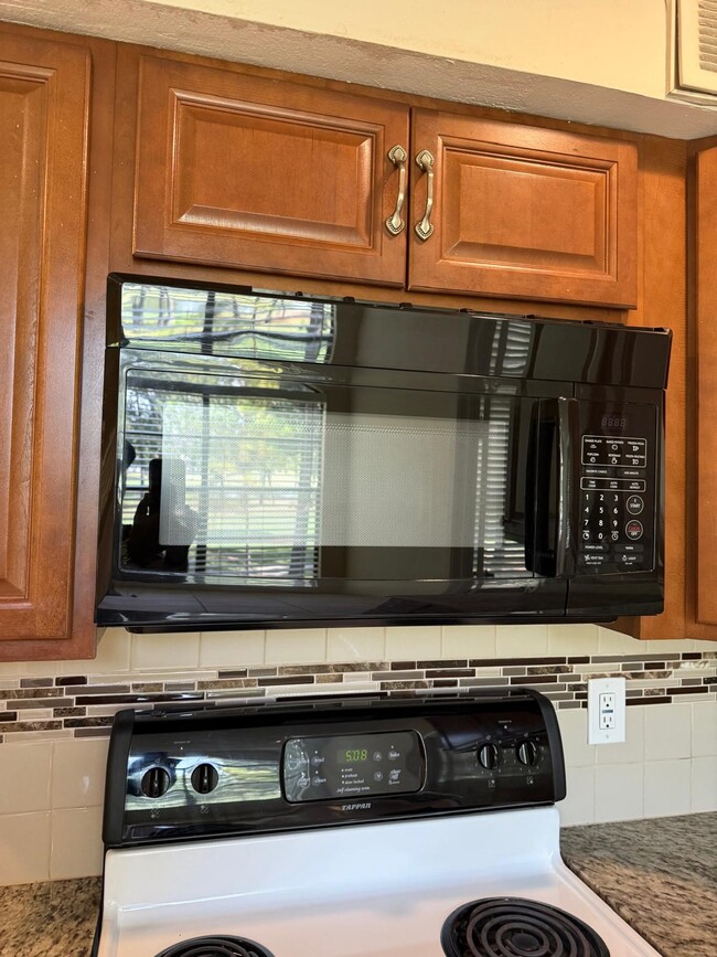 Photo - 12900 Walden Rd Unit 1012 J