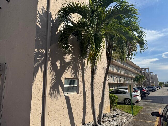 Photo - 725 Lori Dr Unit 107