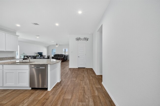 Photo - 7411 Canyon Chase Dr