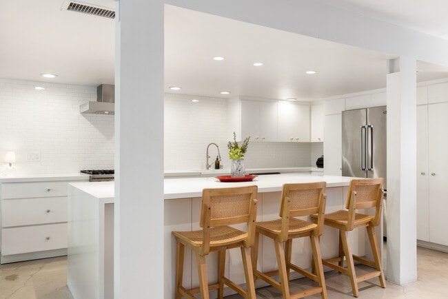 Photo - 241 Windward Ave