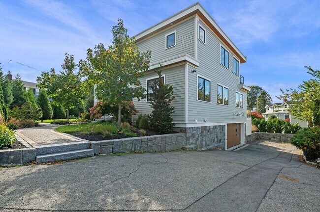 Photo - 99 Naugus Ave