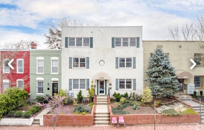 Photo - Bright, modern Capitol Hill 1 bed/1 bath condo with private outdoor space and secured parking