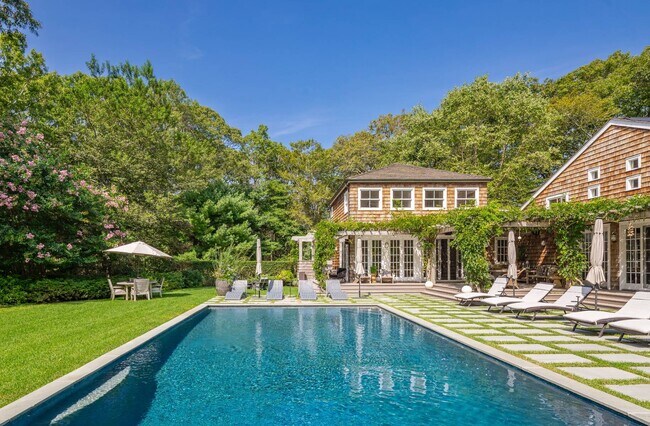 Photo - 41 Deep Woods Ln