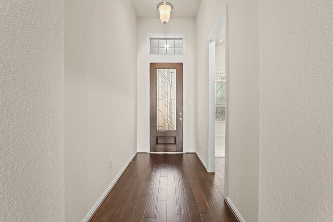 Photo - 18211 Kilmacolm Dr