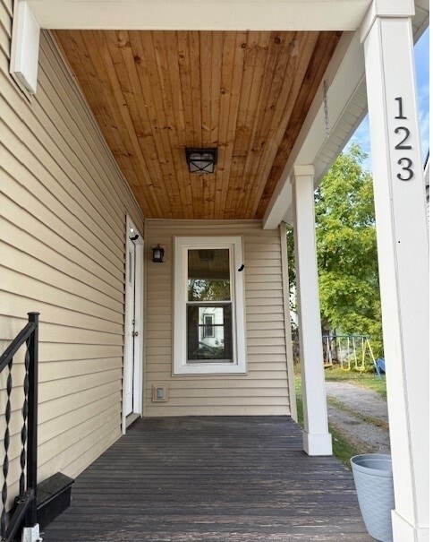 Photo - 123 Sterling St