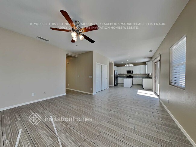 Photo - 18619 W Sanna St