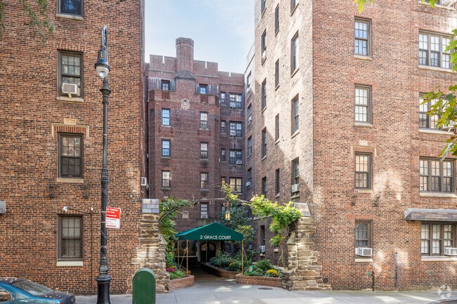 2 Grace Ct - 2 Grace Ct