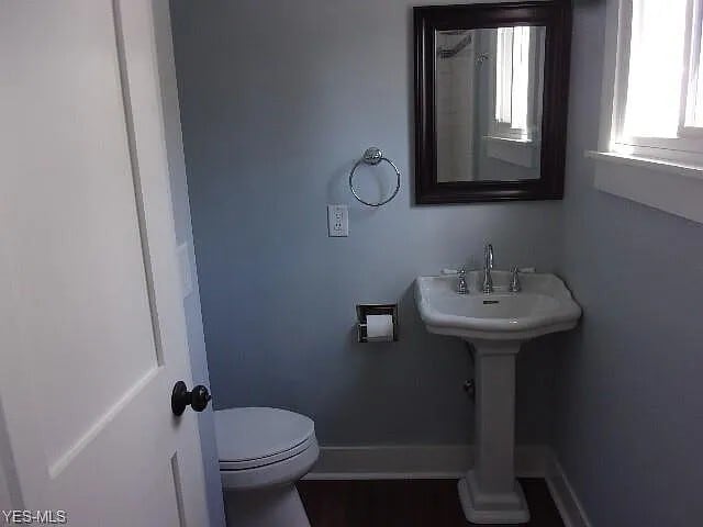 Photo - 353 N Chestnut St