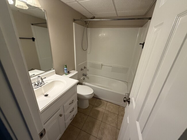 Photo - 721 Rockingham Rd