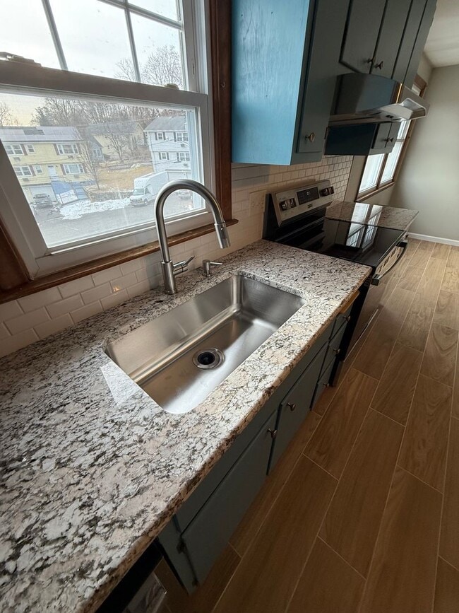 Photo - The Cul-De-Sac Multi Unidad Floor #1