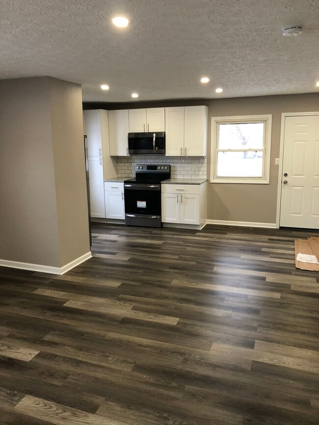 Building Photo - 3551 Paxton Drive Rental