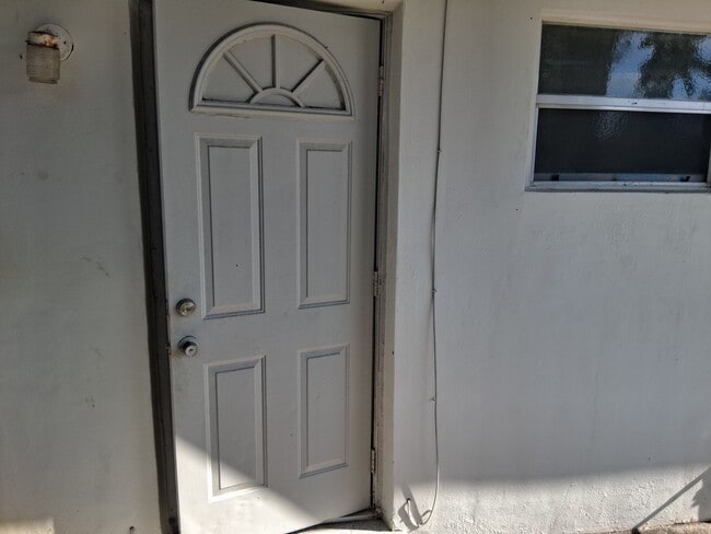 Photo - 4111 SW 24th Ct