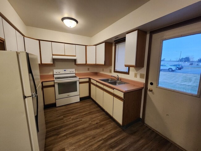 Photo - Dane Townhomes