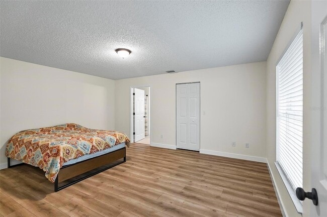 Photo - 64 Radcliffe Dr