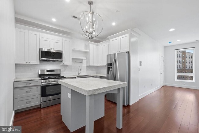 Photo - 3511 14th St NW Apartamento Unidad 4