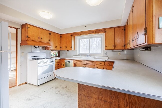 Photo - 43 River Meadow Dr