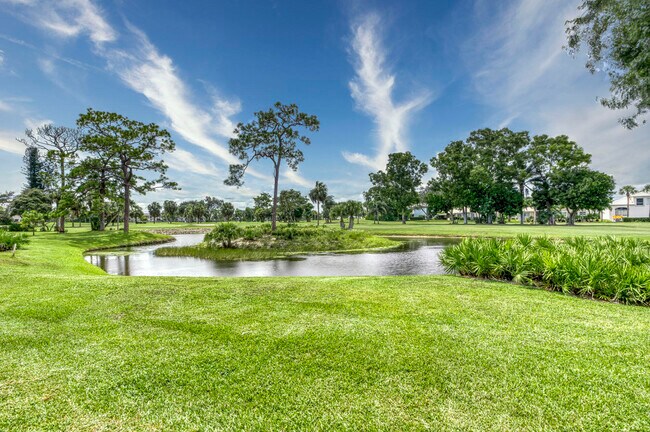 Photo - 18370 SE Wood Haven Ln Unidad J