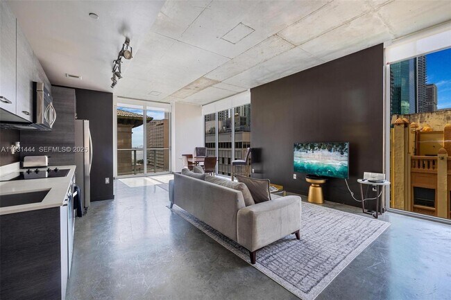 Photo - 151 SE 1st St Unit 401