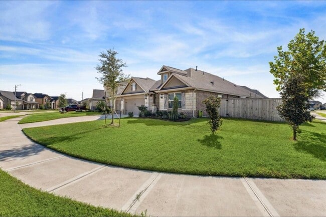 Photo - 1902 Village Orchard Ln