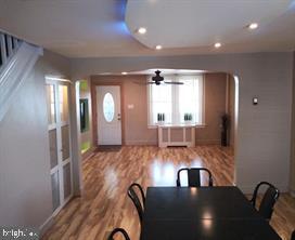 Photo - 121 W 6th Ave